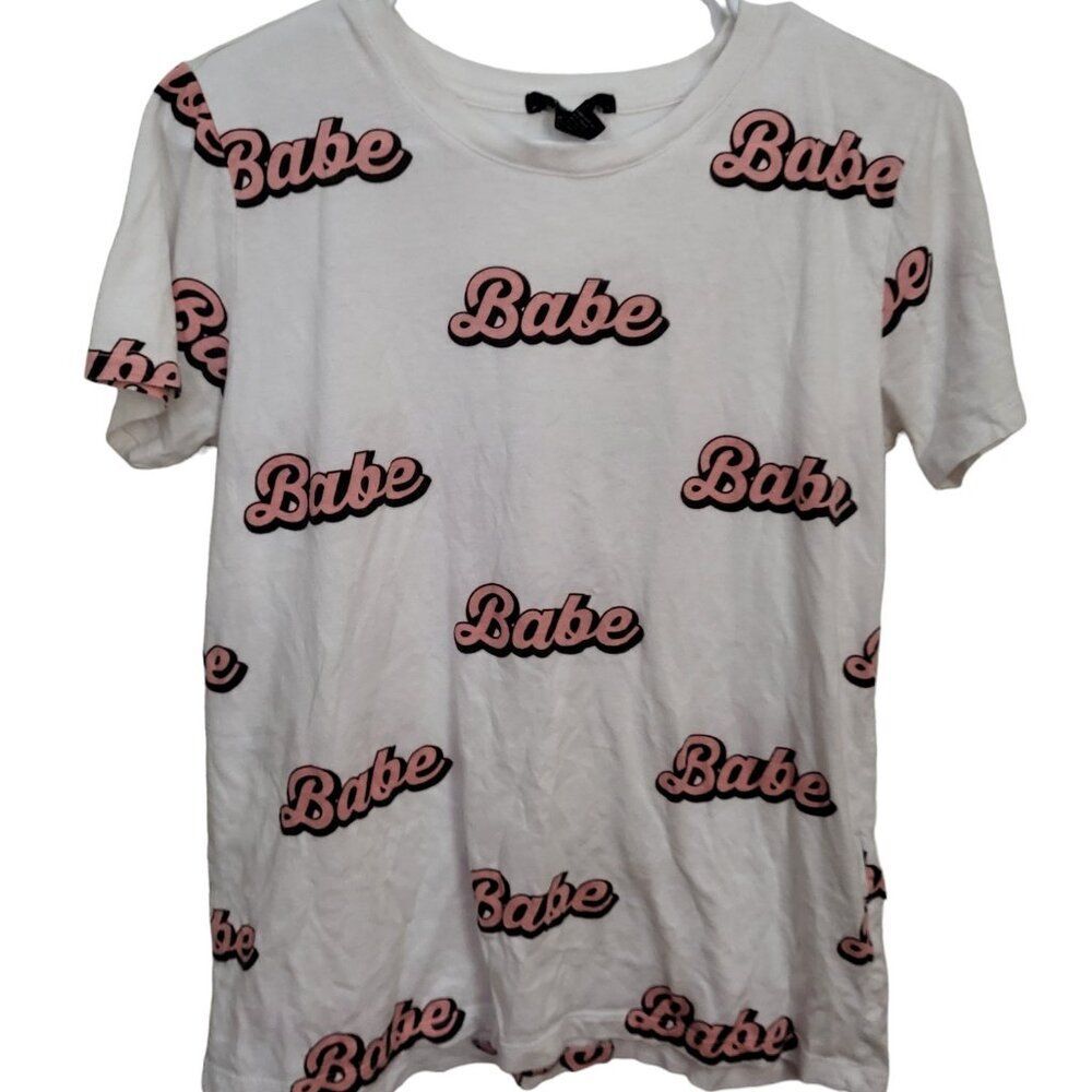 Forever 21 “Babe” Tee SZ M